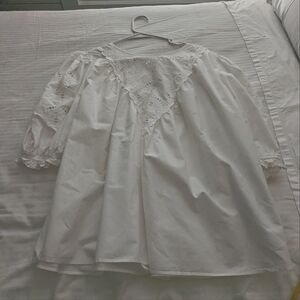 H&M Ladies White Eyelet Lace Flowy Top Size S